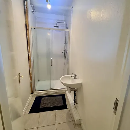 4 Bed - Kingswood